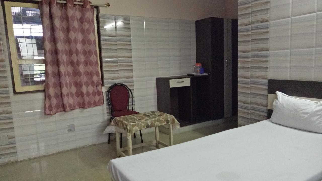 Hotel Mim Park Kumbakonam Kültér fotó
