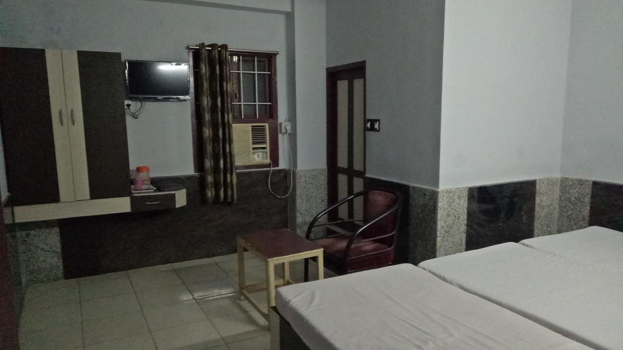Hotel Mim Park Kumbakonam Kültér fotó