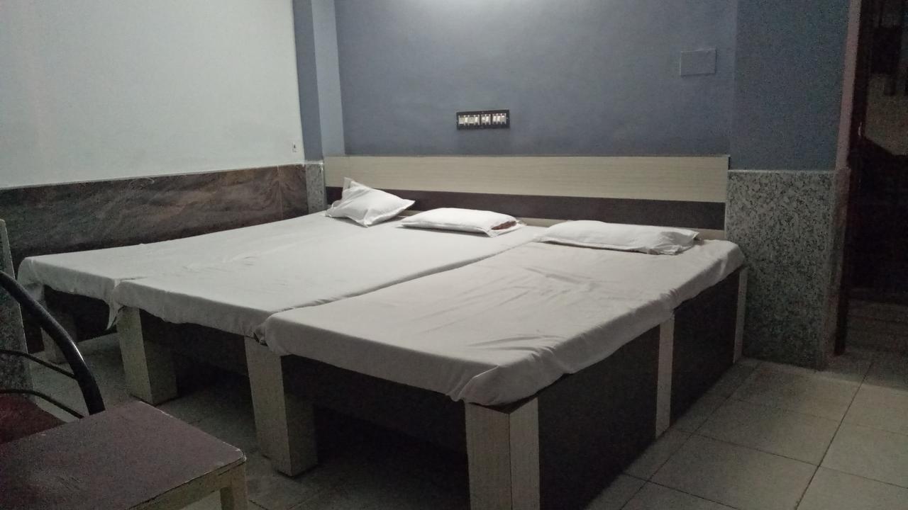 Hotel Mim Park Kumbakonam Kültér fotó