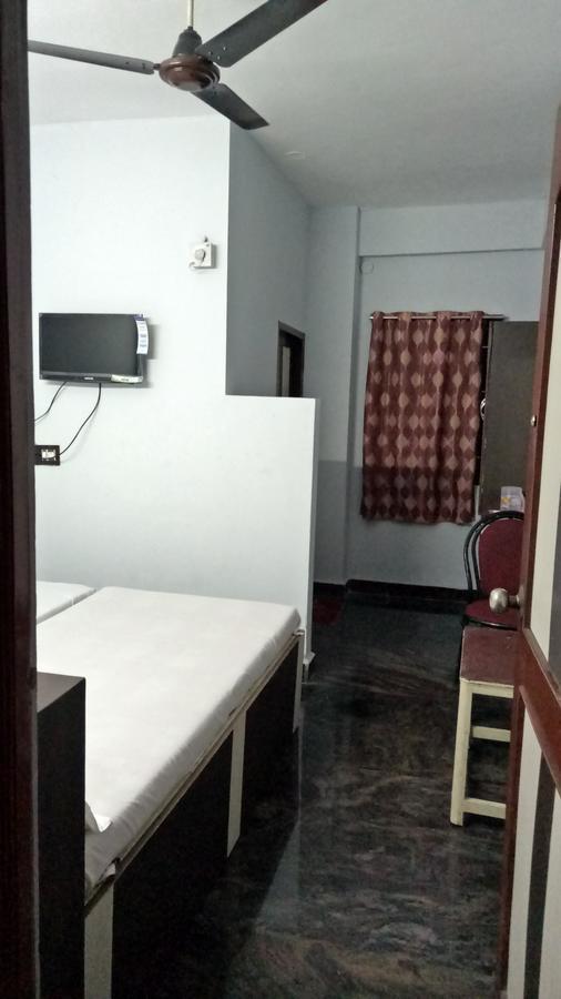 Hotel Mim Park Kumbakonam Kültér fotó