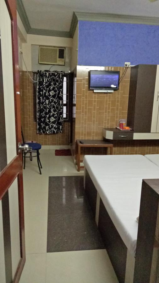 Hotel Mim Park Kumbakonam Kültér fotó