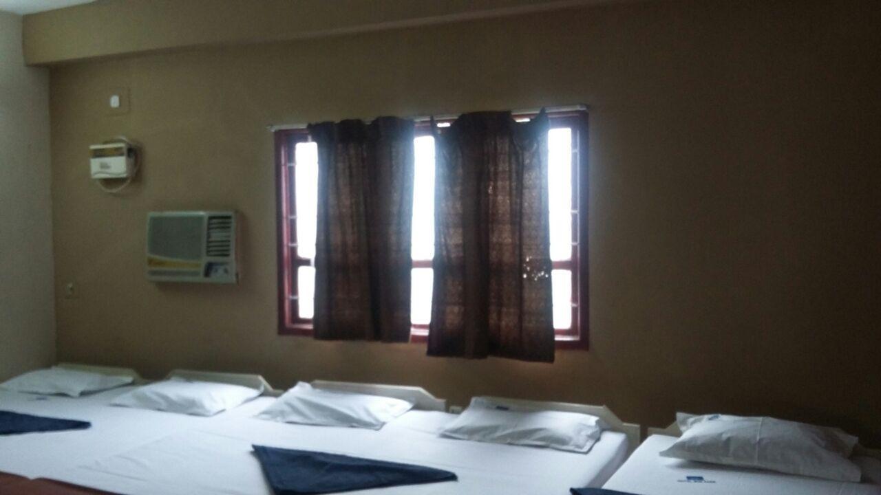 Hotel Mim Park Kumbakonam Kültér fotó