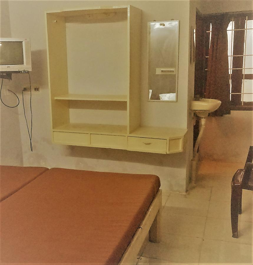 Hotel Mim Park Kumbakonam Kültér fotó